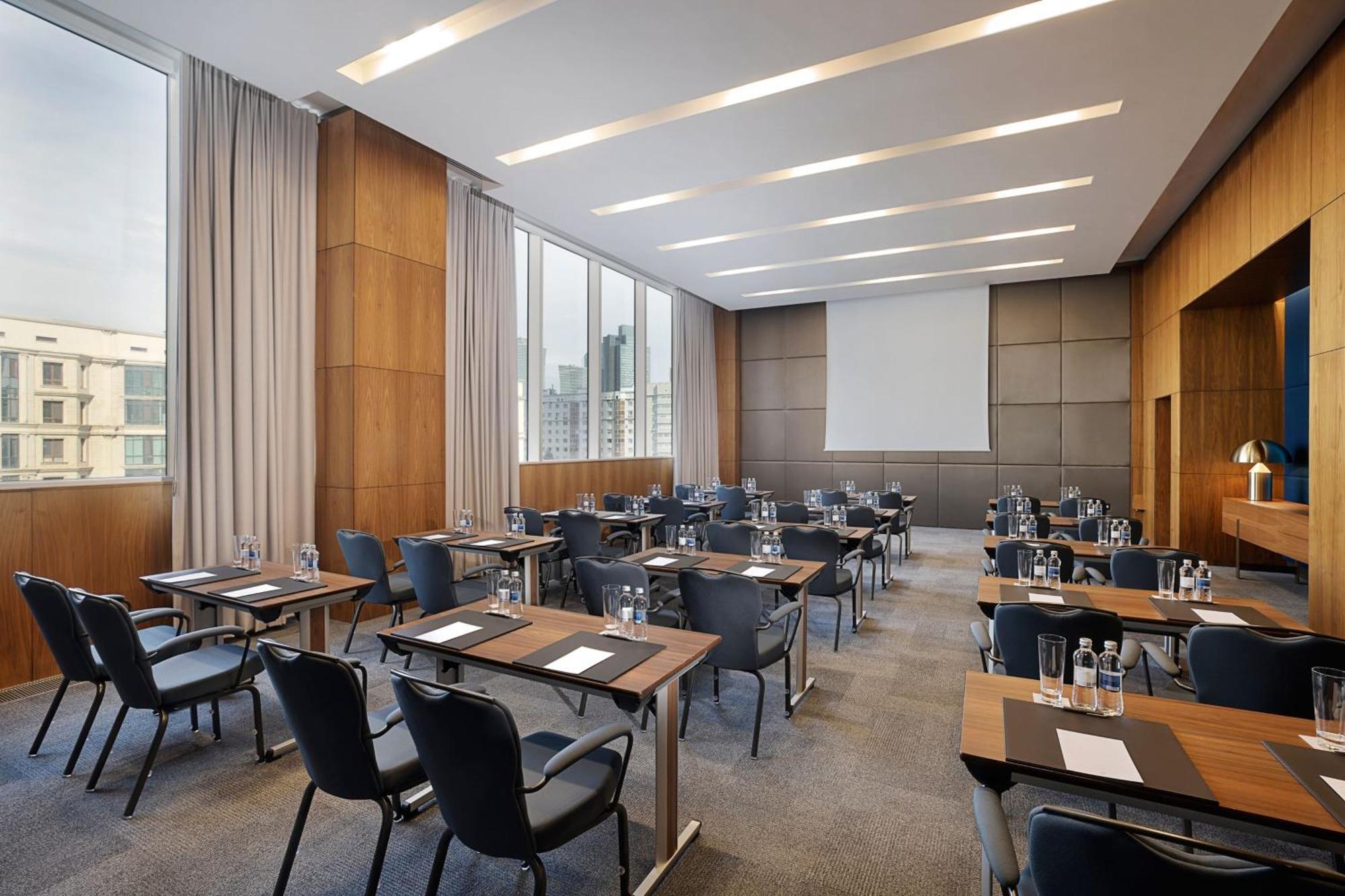 Sheraton Astana Hotel Exterior foto Meeting room